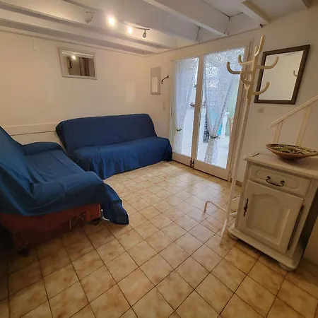 Villa Maison De 6 Couchages, 2 Chambres, Mezzanine, Wifi, 100m De La Village Lrvm26