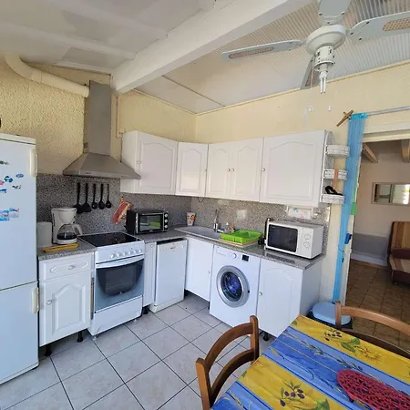 Villa Maison De 6 Couchages, 2 Chambres, Mezzanine, Wifi, 100m De La Village Lrvm26